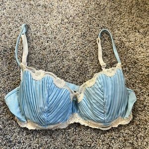 Vintage La perla sky plisse pleated bra